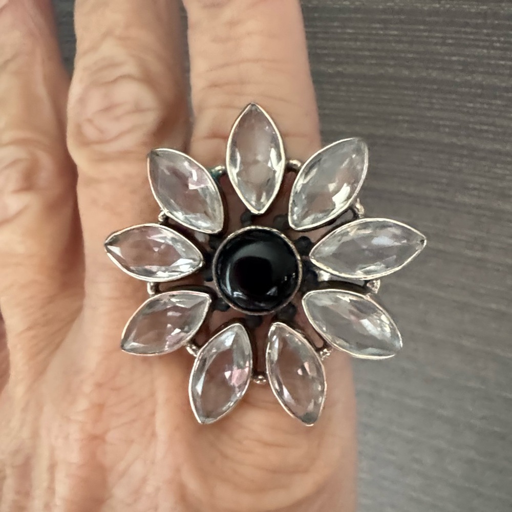 Beautiful black onyx and clear stone sterling silver ring
